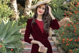 Pendientes de plata con piedras para invitada perfecta para una boda. Invitada Boda De Manana Abrigo De Terciopelo Invitada Perfecta