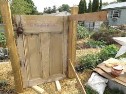 Find the perfect old wooden garden door stock photos and editorial news pictures from getty images. Diy Garden Gate Magic Touch Her Gardens
