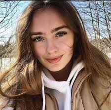 PLEASE HELP ME FIND THE OWNER💔 We found this tiny urn with the name  Zachary Levi Bowers with ashes in the parking lot here in #waco I think it  fell out of