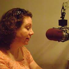 I've got little feet because nothing grows in the shade :)