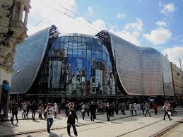 Katowice is located in upper silesia, which means it's changed hands many times in its long history. Datei Katowice Ab 122 Jpg Reisefuhrer Auf Wikivoyage