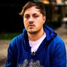 Steven Hunter (Holistic Hair Artist)