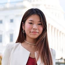 Victor Qiu's Instagram, Twitter & Facebook