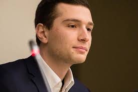 Selon cet élu, le lynchage du jeune yuriy s'expliquerait par le covid_19. Jordan Bardella Tete De Liste Du Rassemblement National Pour Les Europeennes