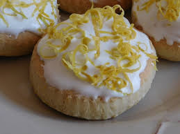 Biscotti con glassa al limone. Biscotti Con Glassa Al Limone Senza Burro I Piatti Del Buonumore