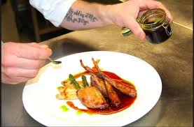 Supremes De Pigeon Dores Au Beurre Sale Asperges D Alsace Cuites Meuniere