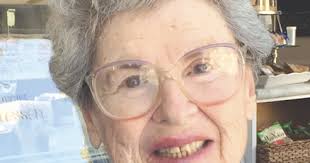 Harriet Joan Diamond: April 8, 1932