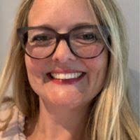 Amy Dieter's Instagram, Twitter & Facebook