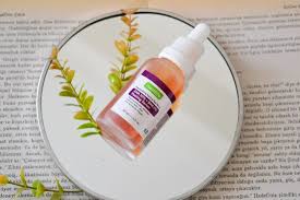 100 doğal kuşburnu çekirdeği yağı hem yüz hem göz altı kullanımına uygundur. Bade Natural Kusburnu Cekirdegi Yagi Papatya Aski