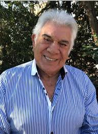 Escrito por joseph stein, con música de jerry bock y letras de canciones de sheldon harnick, se trata de un espléndido. A Los 83 Anos Raul Lavie Debuta En Un Show Por Streaming