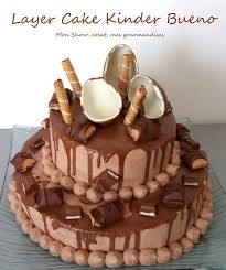 Piece Montee Layer Cake Au Kinder Bueno Gateau A Etage Chocolat Gateau Anniversaire Chocolat Recette Gateau Anniversaire