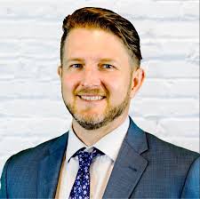 Tom Oliver Realtor updated their profile picture.