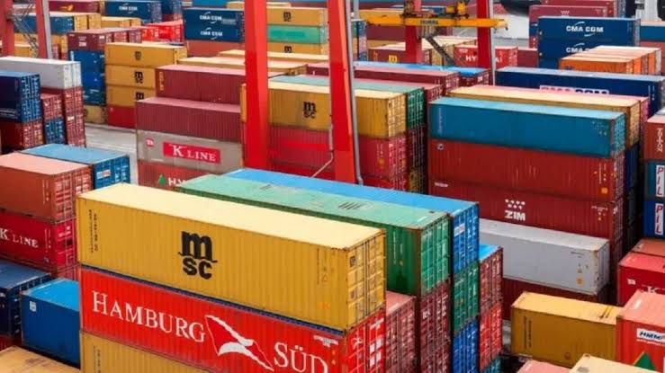 Aunque el primer trimestre cerró con superávit comercial, las importaciones saltan fuerte | Perfil