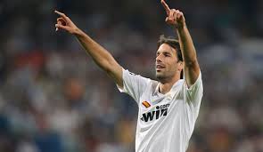 He has been married to leontine slaats. Hsv Der Transfercoup Ist Perfekt