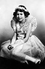 Hoàng thân philip, chồng nữ hoàng anh elizabeth ii. Nhá»¯ng Bá»©c áº£nh Hiáº¿m Co Cá»§a Ná»¯ Hoang Anh Elizabeth Ii Thá»i Tráº» Vov Vn