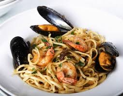 1lb Pasta I Used Linguine But Any Kind Will Work 1 Lb Shrimp Peeled And De Veined 2 Lbs Mussel White Wine Pasta Sauce Mussels Recipe Pasta Mussels Recipe