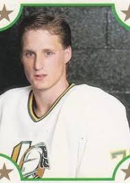 Alumni > 1980-1989 > Dave Gilmore (St. Thomas Minor Hockey)