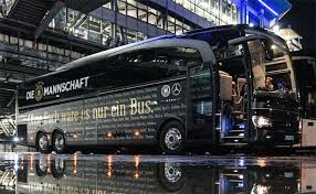🚌 an alle tüftler unter euch: Mercedes Benz Und Dfb Beenden Langjahrige Partnerschaft