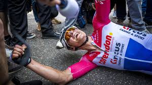 Six équipes ont reçu une invitation : Van Der Poel Grijpt Op Sensationele Wijze De Zege In Amstel Gold Race Nos