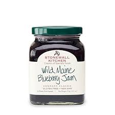 All the gift baskets include some of the best of the ranges of jams, syrups and mixes that are available from stonewall kitchen. Stonewall Kitchen Breakfast Baskets And Sets Thatsweetgift