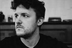 Simon Schmidt aus Haltern startet als Solokünstler in Hamburg durch