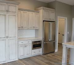 white drift kitchen with viking