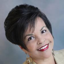 Former TV anchor Robin Smith voices opposition to voter ID push