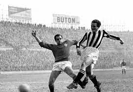 Io sono un suo vecchio amico e me ne rammarico sinceramente. Boniperti Giampiero Il Presidentissimo Storie Di Calcio