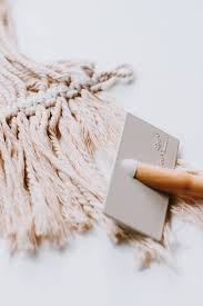 Beautiful home decal for bedroom, nursery, etc. Diy Macrame Feathers Easy Step By Step Guide Decor Hint Home Decor And Diy Projects