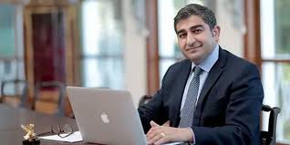 Sbk holding yönetim kurulu başkanı sezgin baran korkmaz'ın da aralarında bulunduğu 19 kişiye yönelik i̇stanbul merkezli 4 ilde operasyon düzenlendi. Zqwgemcfx84um