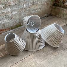 We manufacture fabric lamp shade, table lamp shade, floor lamp shade, candelabra shade, etc. Linen Pleated Lampshades Four Sizes Scumble Goosie