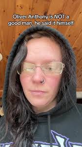 Anthony Su's Instagram, Twitter & Facebook