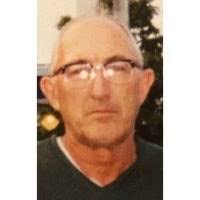 Edward Suter's Instagram, Twitter & Facebook