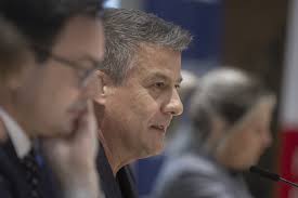 Lo tsunami Trump e la crisi UE. E perché il Governo ticinese è stanco?