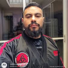 🤫🔥 Puedes hablar lo que quieras, puedes decir lo que se te dé la gana;  solo recuerda que en la pelea nadie te va a salvar y tendrás que sostener  toda la