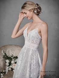 Viele angehende bräute schauen sich direkt nach der verlobung nach ihrem brautkleid um, denn. Ella Rosa Be 505 Brautstudio Elena