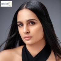 Aashika Gupta's Instagram, Twitter & Facebook