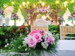 Jika anda berminat silahkan hubungi : Harga Dekorasi Pernikahan Murah Di Semarang Bisa Costum Desain Paket Pernikahan Daniico Wedding Planner Semarang