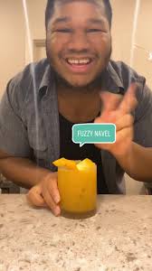 fuzzy navel🍊 share with a friend! #drink #bartender #cocktail #nyc #n...