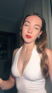 ♡︎𝐚𝐥𝐢𝐜𝐞♡︎ (@_alicelan_)