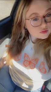 Krista Webber 🍄❤️ (@kristaxplr)