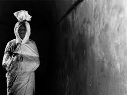 Pocong digambarkan memiliki wajah orang yang telah rusak. Pin On Kumpulan Gambar Terbaik