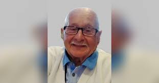 Ken Lowell's Instagram, Twitter & Facebook