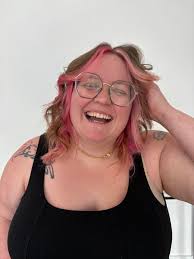 Where can I find Stylist NPC? Currently at Elmort stage.