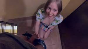 Fils coince sa mere dans l ascenseur pour la baise. Elle M A Charme Dans L Ascenseur Une Baise Inattendue Dans Un Lieu Public Redtube