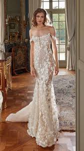 They are so comfortable for the bride and can be different style and include train. Wedding Dresses For Petite Brides