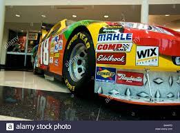 The owner makes money via corporations which pay big bucks for those. Kyle Buschs Nummer 18 Toyota Camry Nascar Rennwagen Mit Sponsor Aufkleber Auf Dem Display An Joe Gibbs Racing Showroom Stockfotografie Alamy