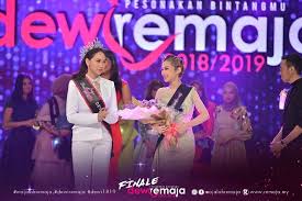 Episod pertama dewi remaja 2014/15 yang diserikan oleh fair & lovely bersama sunsilk ini mengambil tempat di dalam hutan. Dewi Remaja 2019 Final