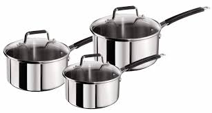 Voici Les 10 Ustensiles De Cuisine Recommandes Par Jamie Oliver Ustensile Cuisine Batterie De Cuisine Ustensile