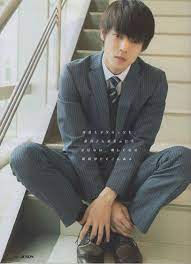 今月は雑誌がたくさんで 厳選しなくては と思っていたのですが けっこうあれれと モデル 写真 写真 ポーズ 男 窪田正孝 かわいい